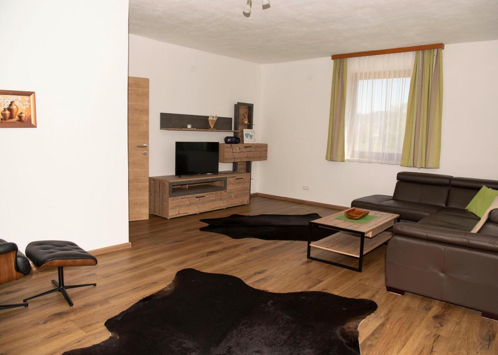 Ferienwohnungen Hecher Feldkirchen in Kärnten Exteriör bild